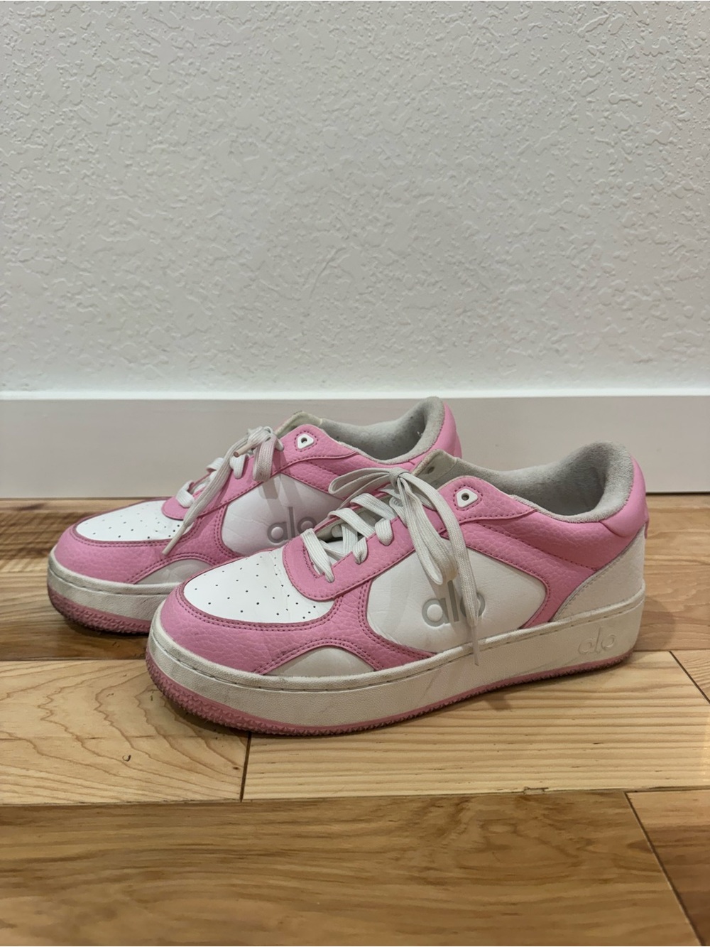 ALO Yoga Pink and White Women's Sneakers